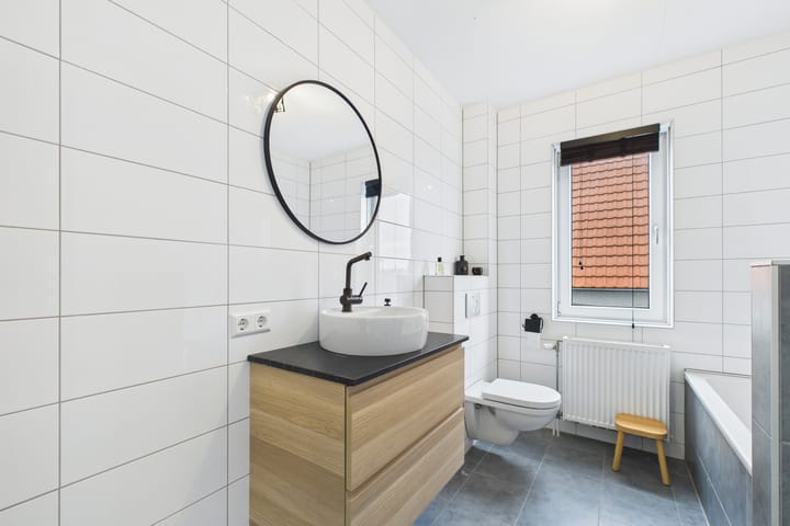 Foto 21 van Koninginnepage 26