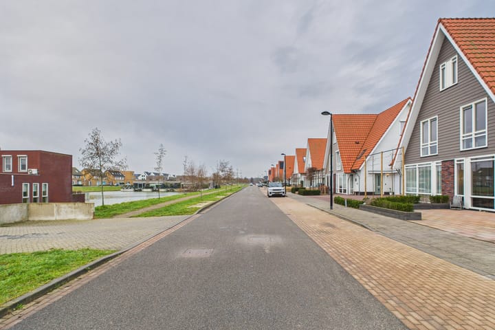 Foto 28 van Koninginnepage 26