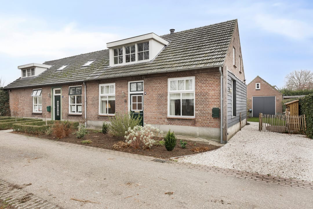 Photo 1 of Overschot 9