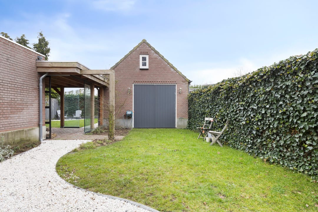 Photo 46 of Overschot 9