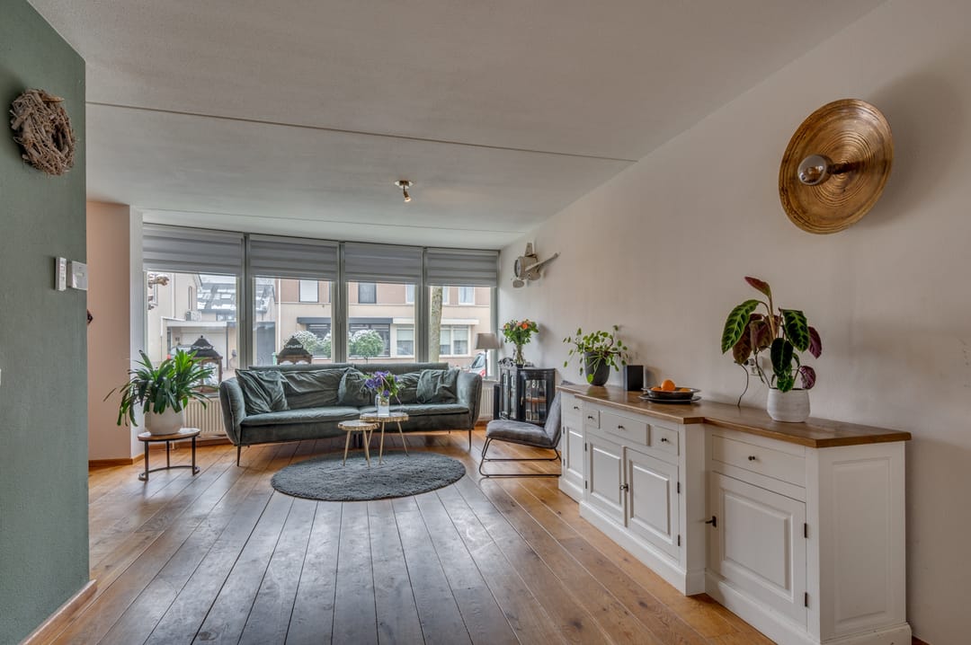 Photo 8 of Zwanenstraat 47