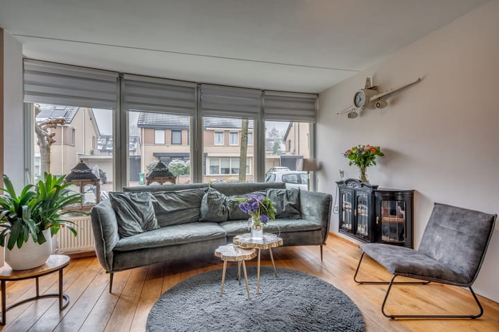 Photo 5 of Zwanenstraat 47