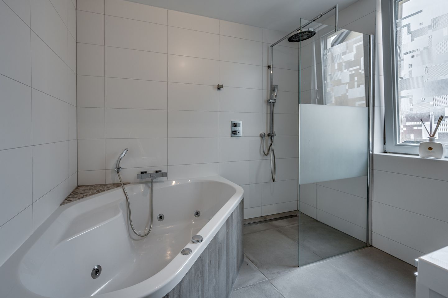 Photo 25 of Zwanenstraat 47