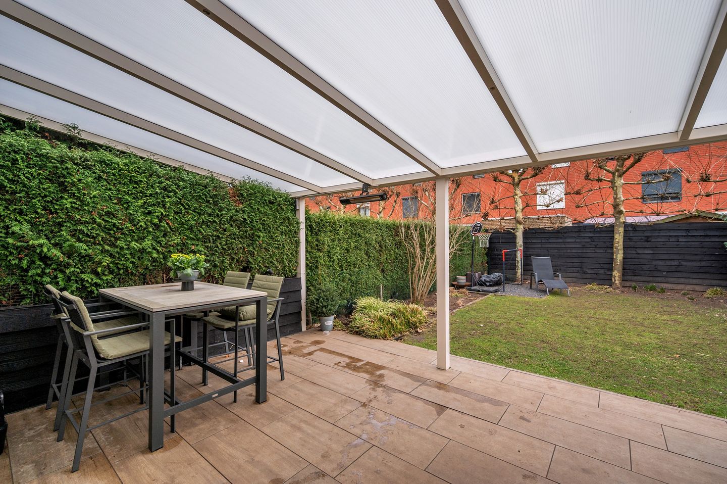 Photo 40 of Zwanenstraat 47