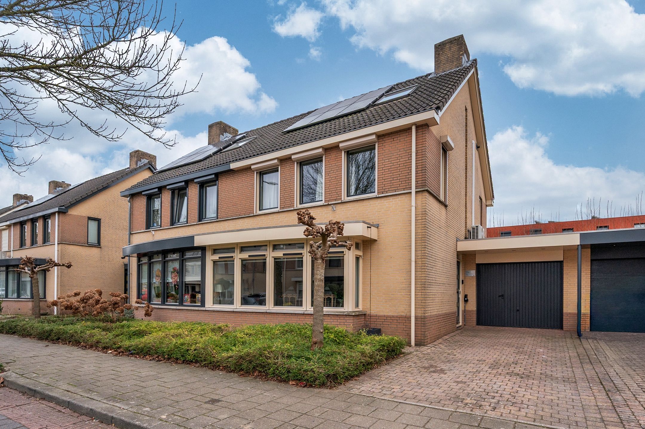 Photo 42 of Zwanenstraat 47