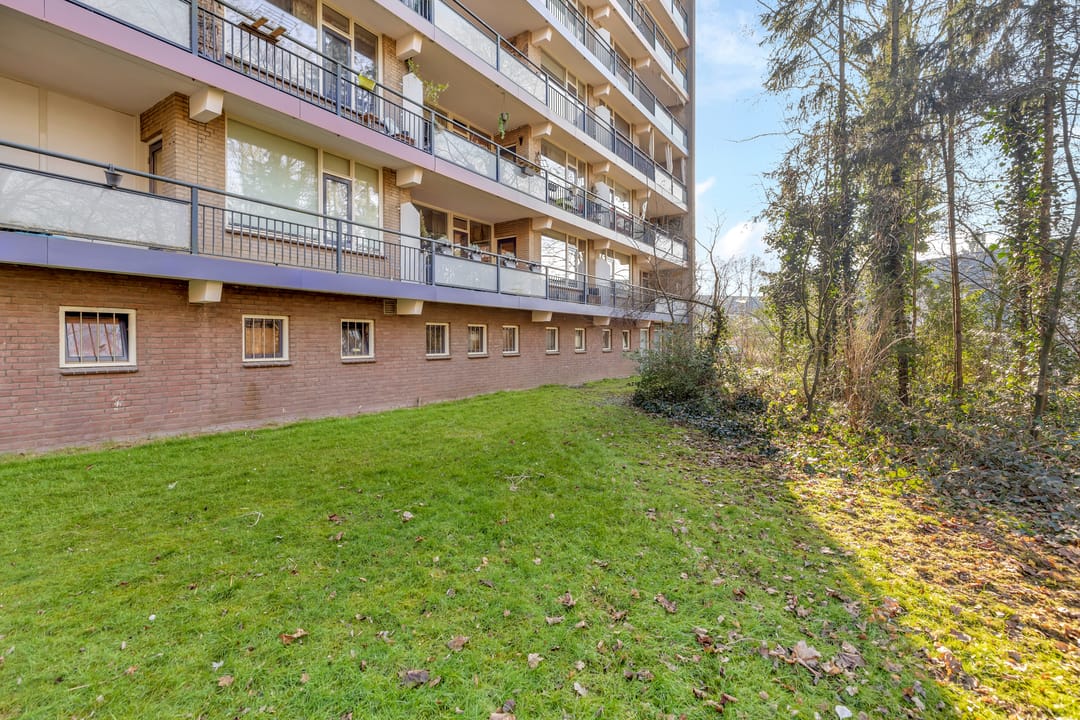 Foto 32 van Van Oldenbarneveltstraat 402