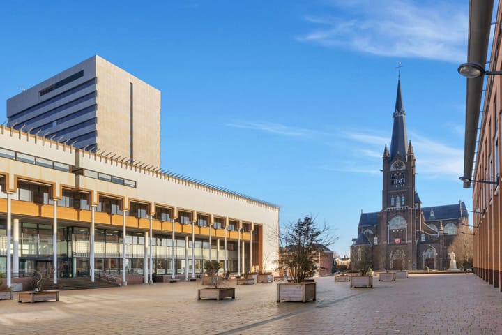 Foto 1 van Emmaplein 13