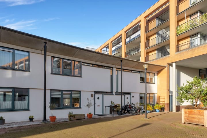 Photo 2 of Emmaplein 13