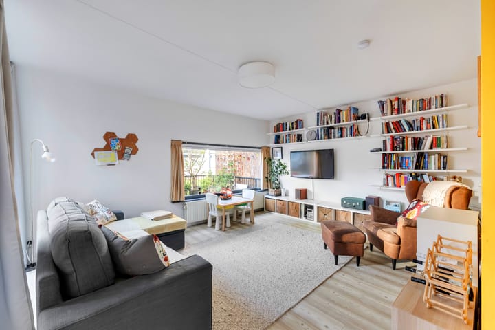 Foto 10 van Emmaplein 13