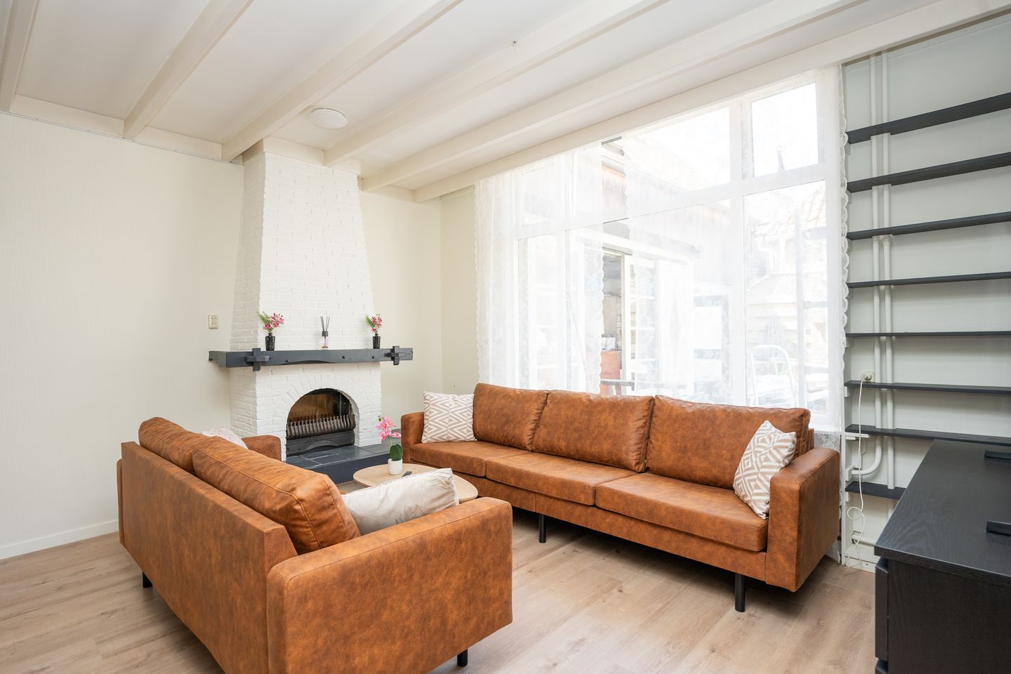 View photo 5 of Gravenstraat 5