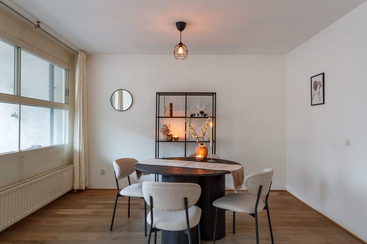 Photo 9 of Henriëtte Roland Holststraat 11