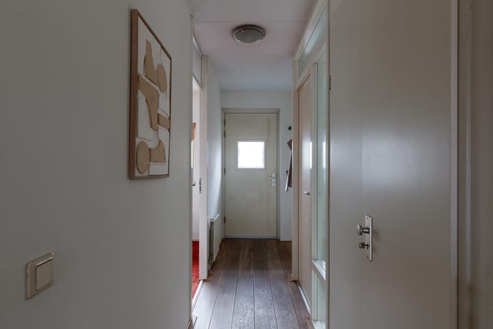 Photo 19 of Henriëtte Roland Holststraat 11