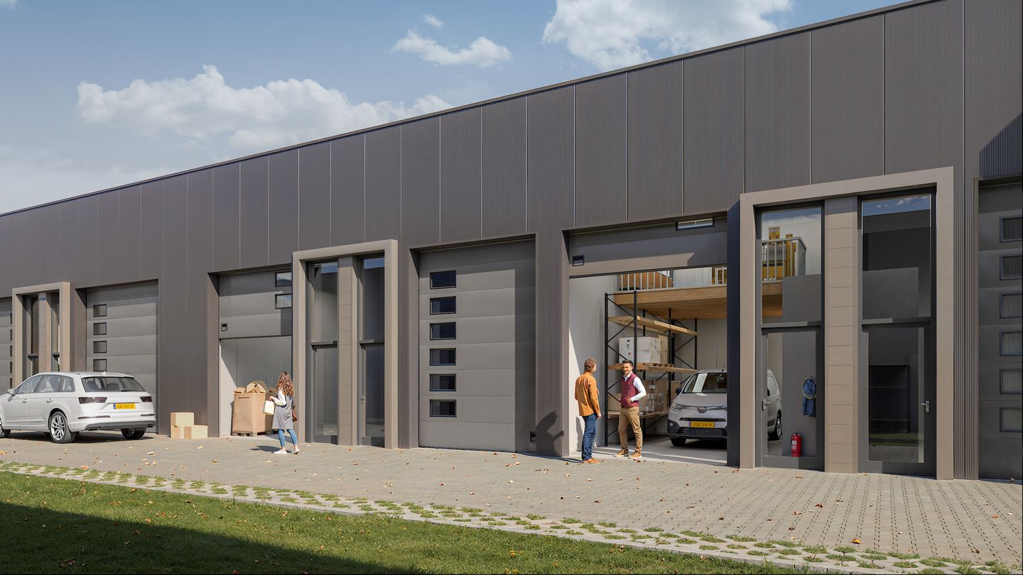 View photo 2 of Apollo 5