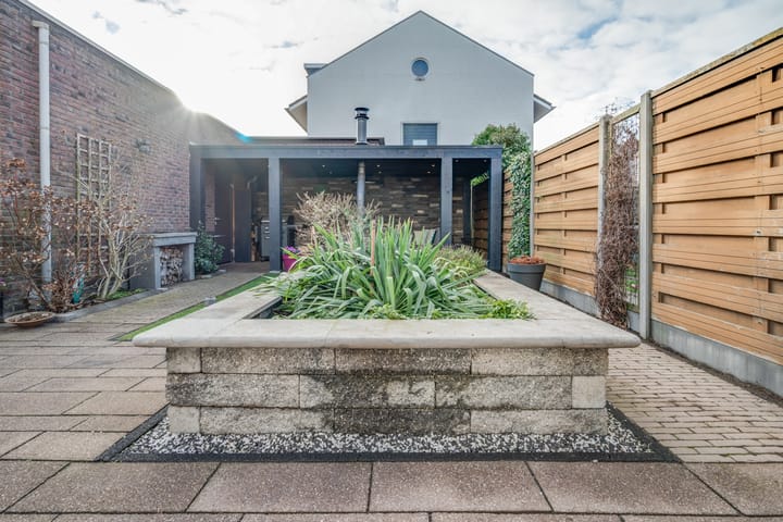 Photo 29 of Albert Margrypad 4