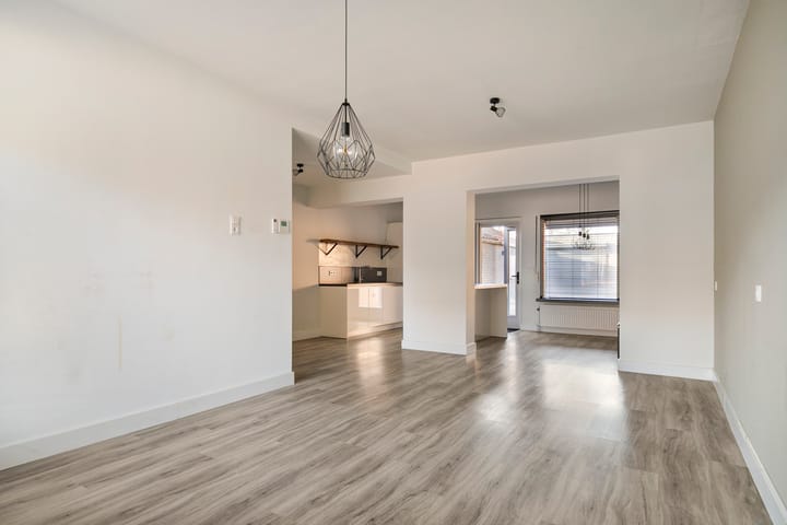 Foto 11 van Tricotstraat 47