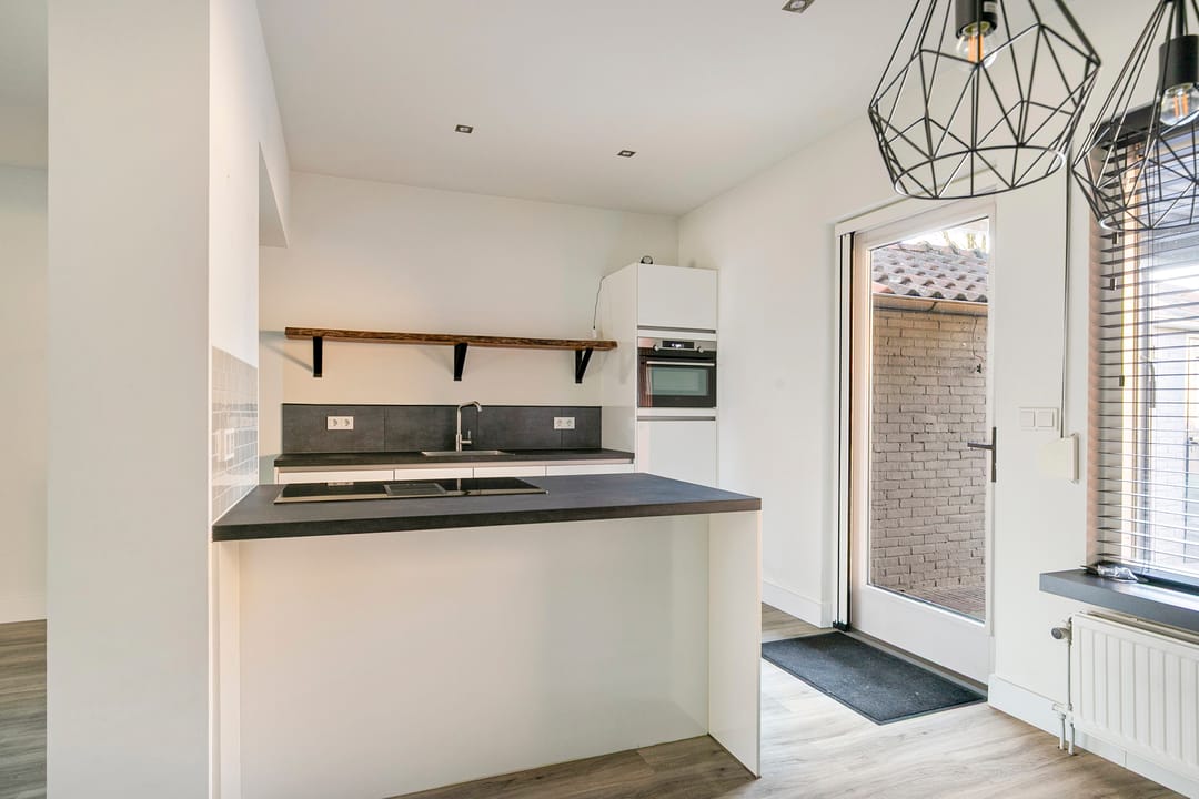 Photo 16 of Tricotstraat 47