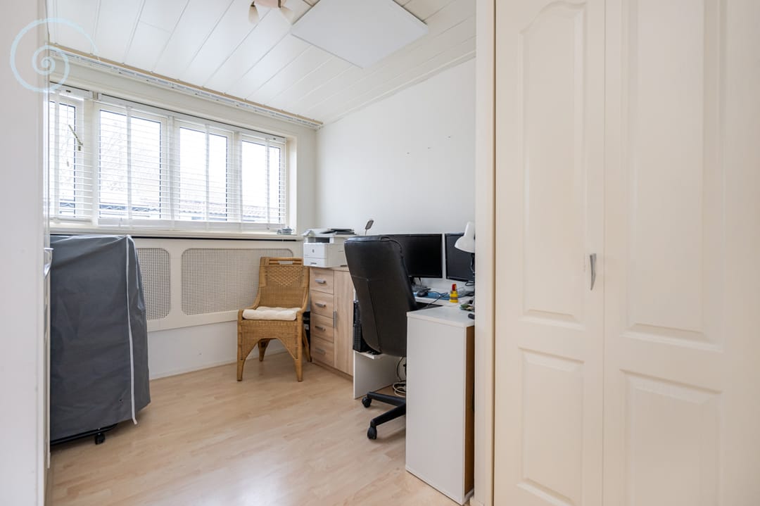 Photo 38 of Tuinstraat 6