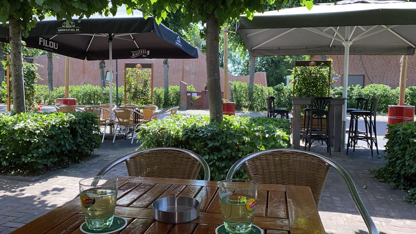 Bekijk foto 3 van Hoofdweg 71