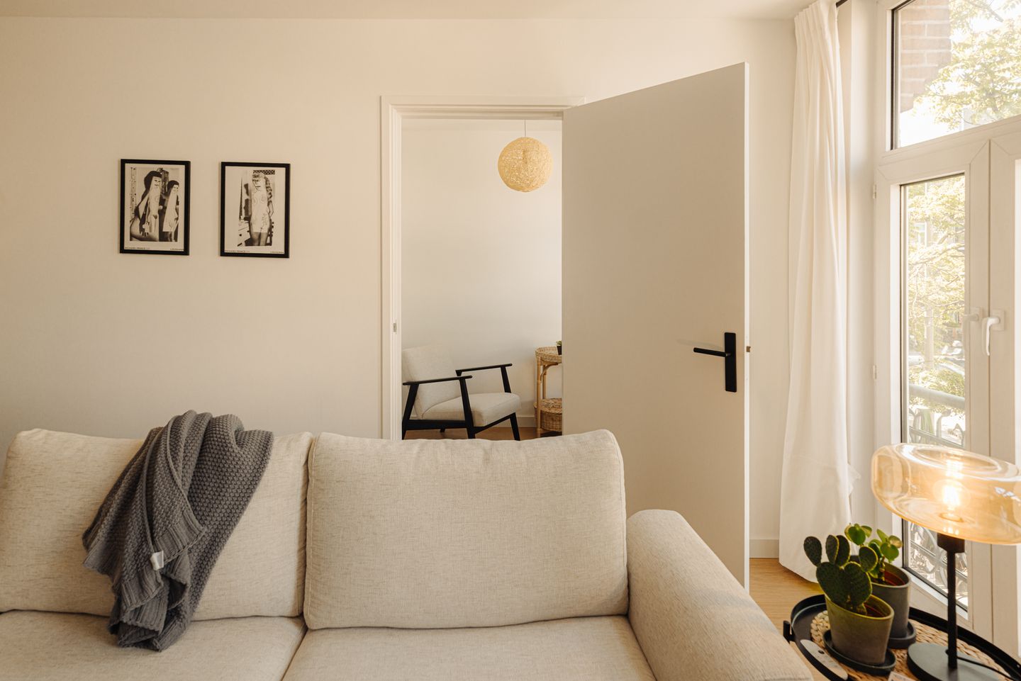 Foto 10 van Hugo de Grootplein 10-1