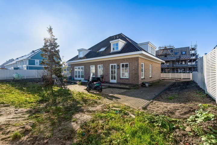 Photo 6 of Petronella van Saksendreef 20