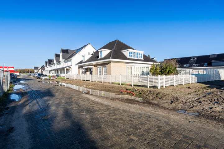 Photo 7 of Petronella van Saksendreef 20