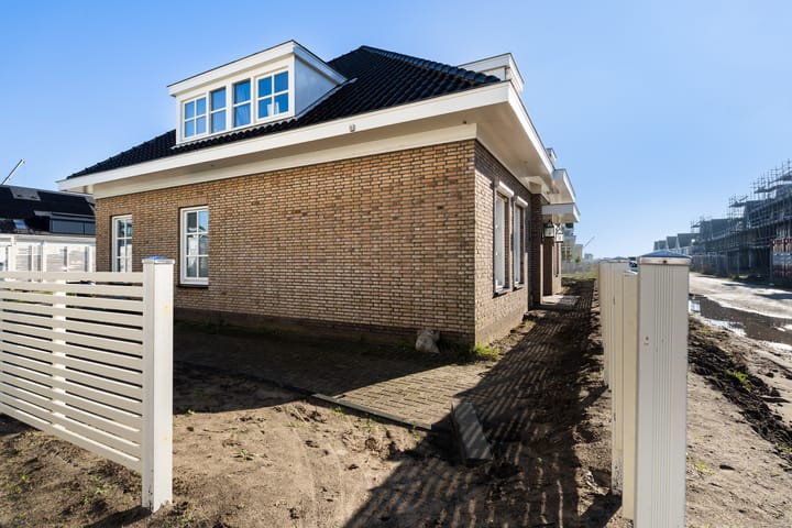 Photo 8 of Petronella van Saksendreef 20