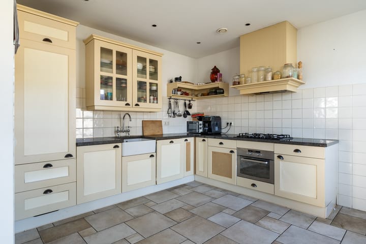 Photo 19 of Petronella van Saksendreef 20