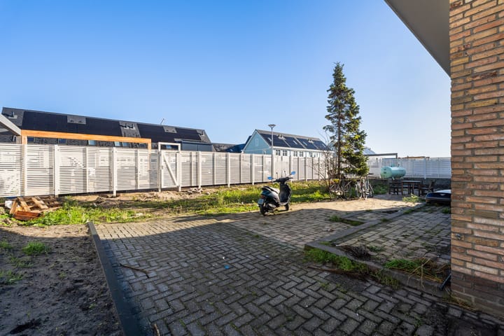 Photo 25 of Petronella van Saksendreef 20