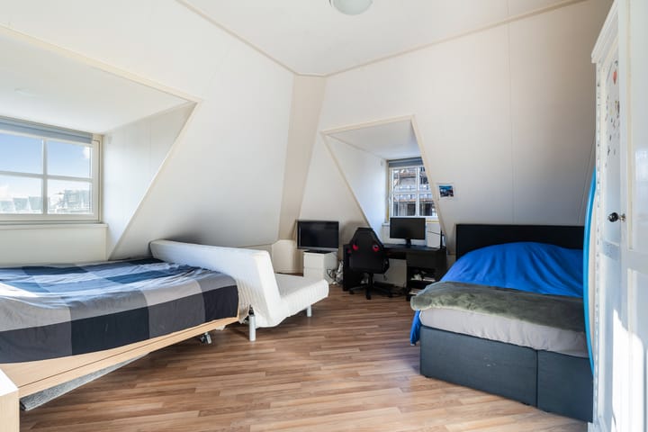 Photo 40 of Petronella van Saksendreef 20