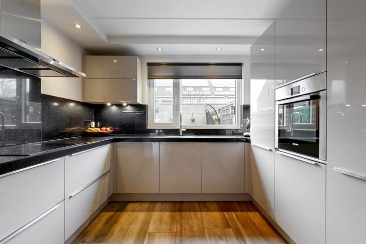 Photo 10 of Vogelkers 8