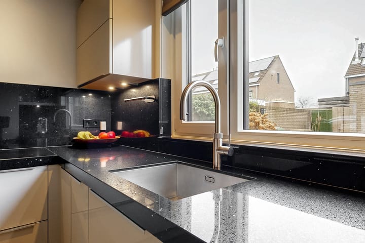 Photo 11 of Vogelkers 8