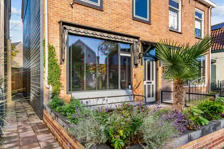 Foto 33 van Heemskerkerweg 92