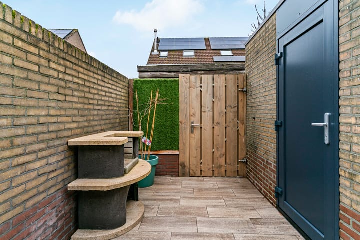 Photo 28 of Vogelkers 8