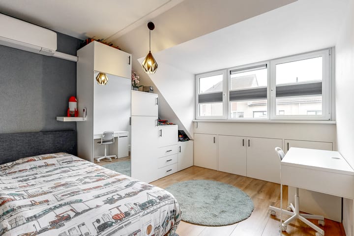 Photo 21 of Vogelkers 8