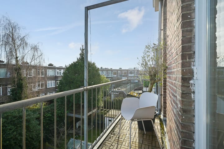 Photo 28 of Stuyvesantstraat 157