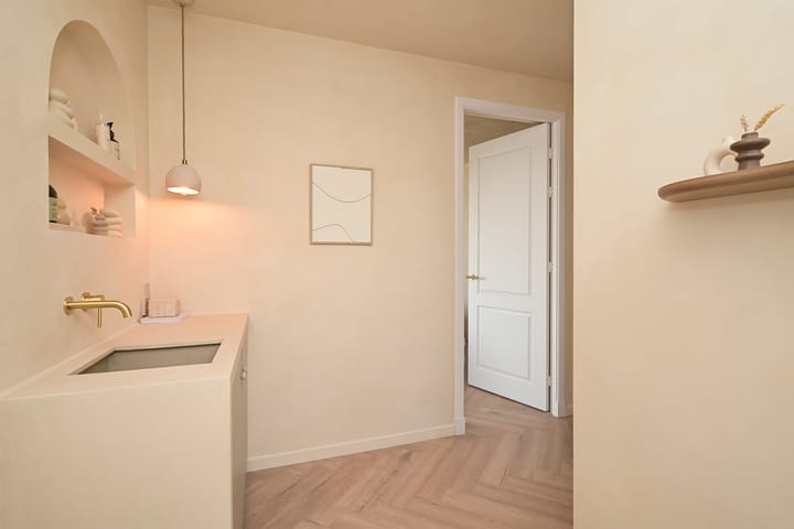 Photo 33 of Stuyvesantstraat 157