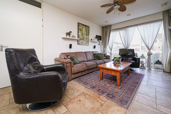 Photo 4 of Notenhagen 14