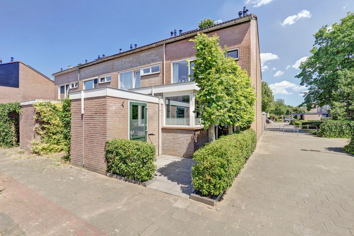 Photo 40 of Zwaluwstraat 88