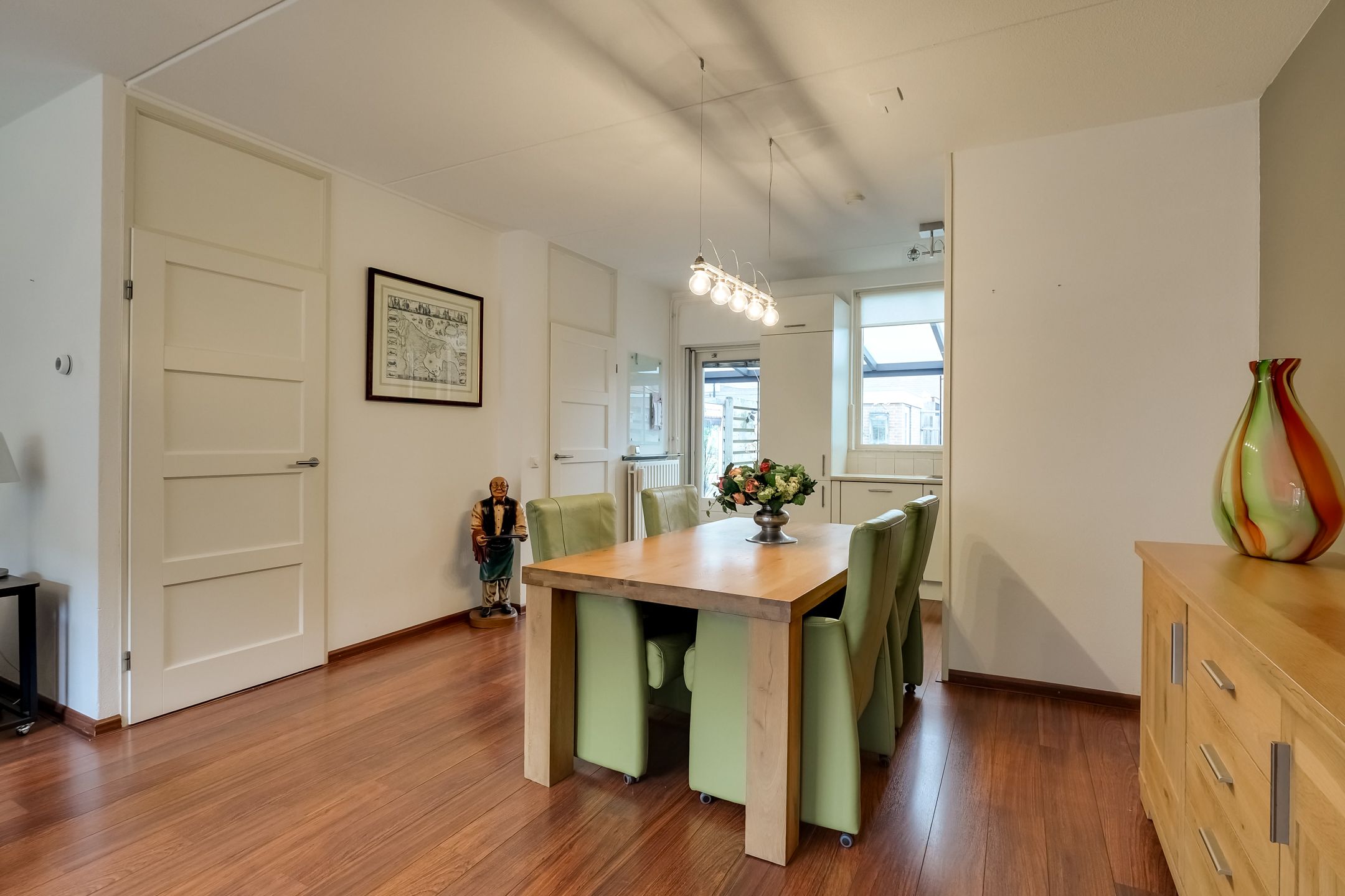 Photo 12 of Butterwoud 105