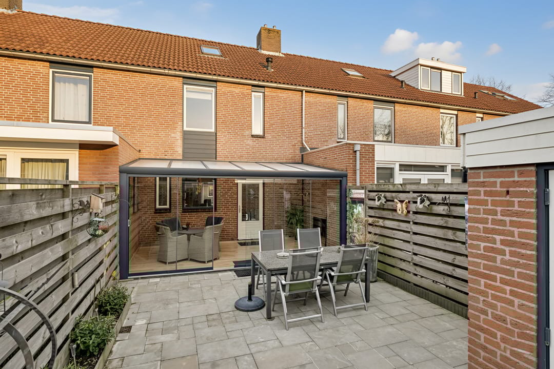 Photo 17 of Butterwoud 105