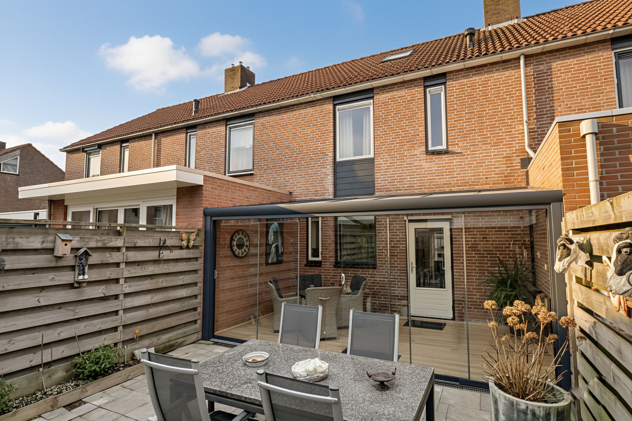 Photo 18 of Butterwoud 105