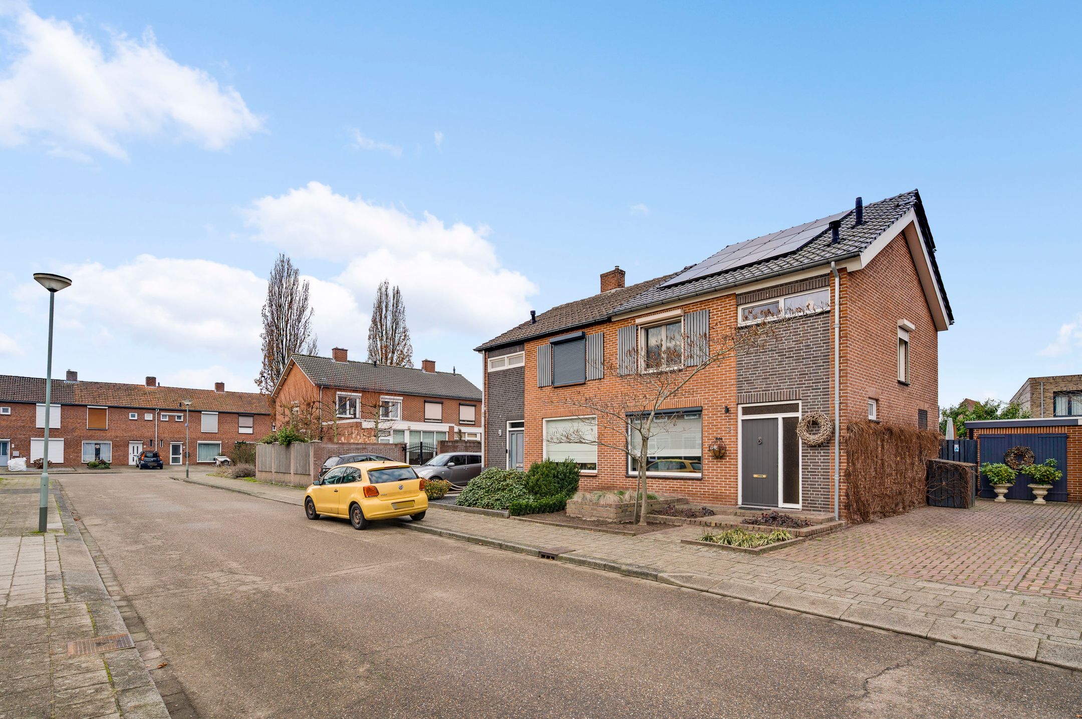 Photo 9 of Van Reiffenburgstraat 3