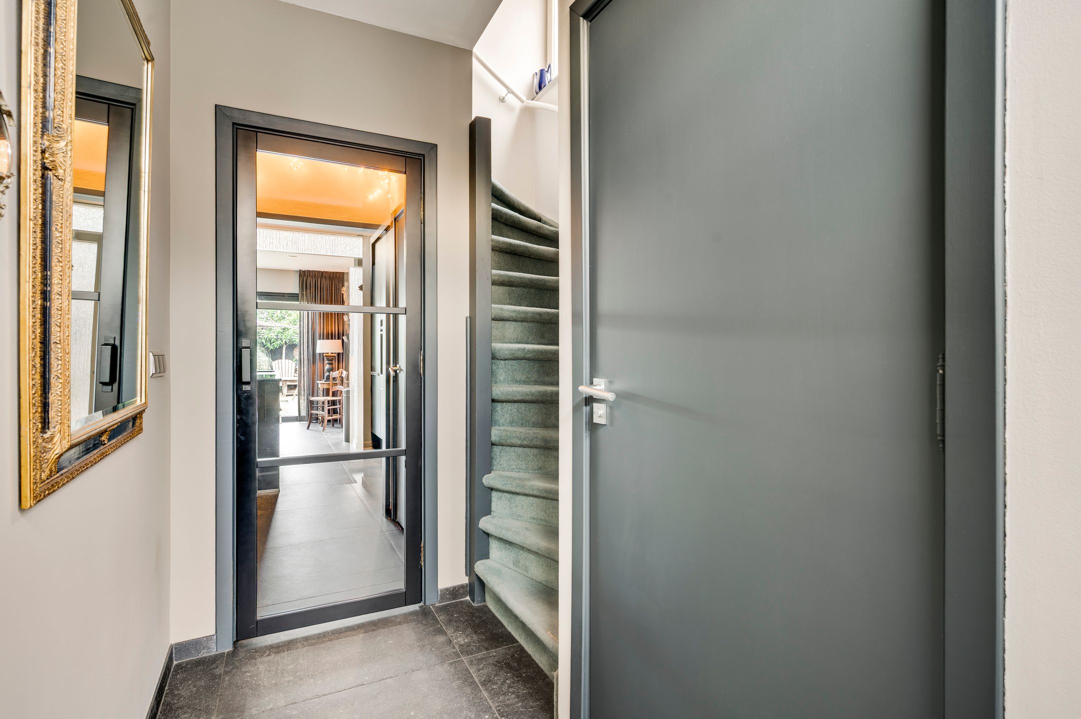 Photo 12 of Van Reiffenburgstraat 3