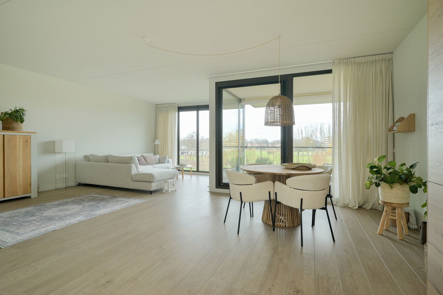 Photo 20 of Valkenlaar 42