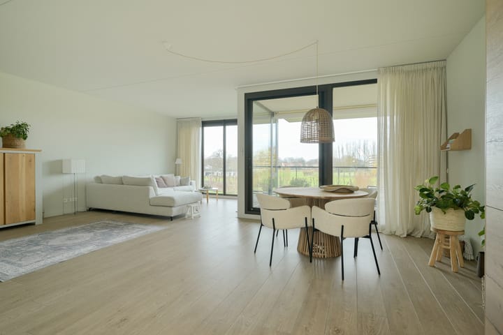 Foto 20 van Valkenlaar 42