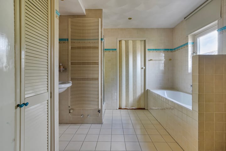 Foto 24 van Emmalaan 2