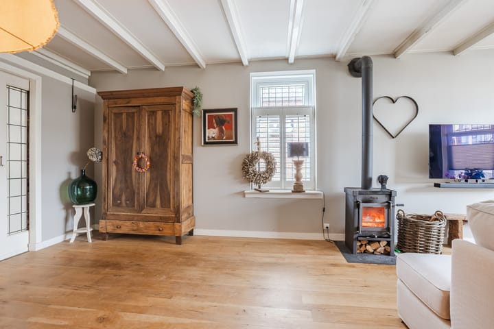 Photo 13 of Schutstraat 179