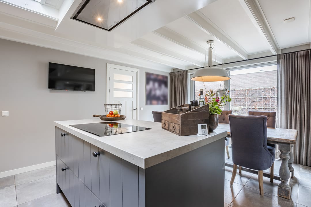 Photo 22 of Schutstraat 179