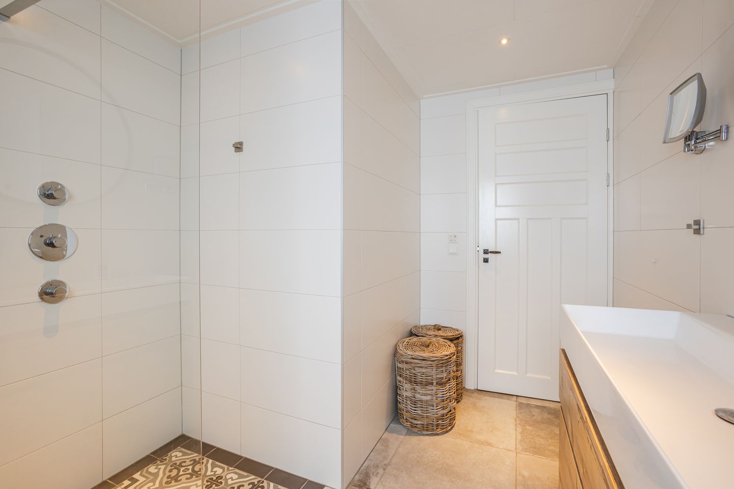 Photo 35 of Schutstraat 179