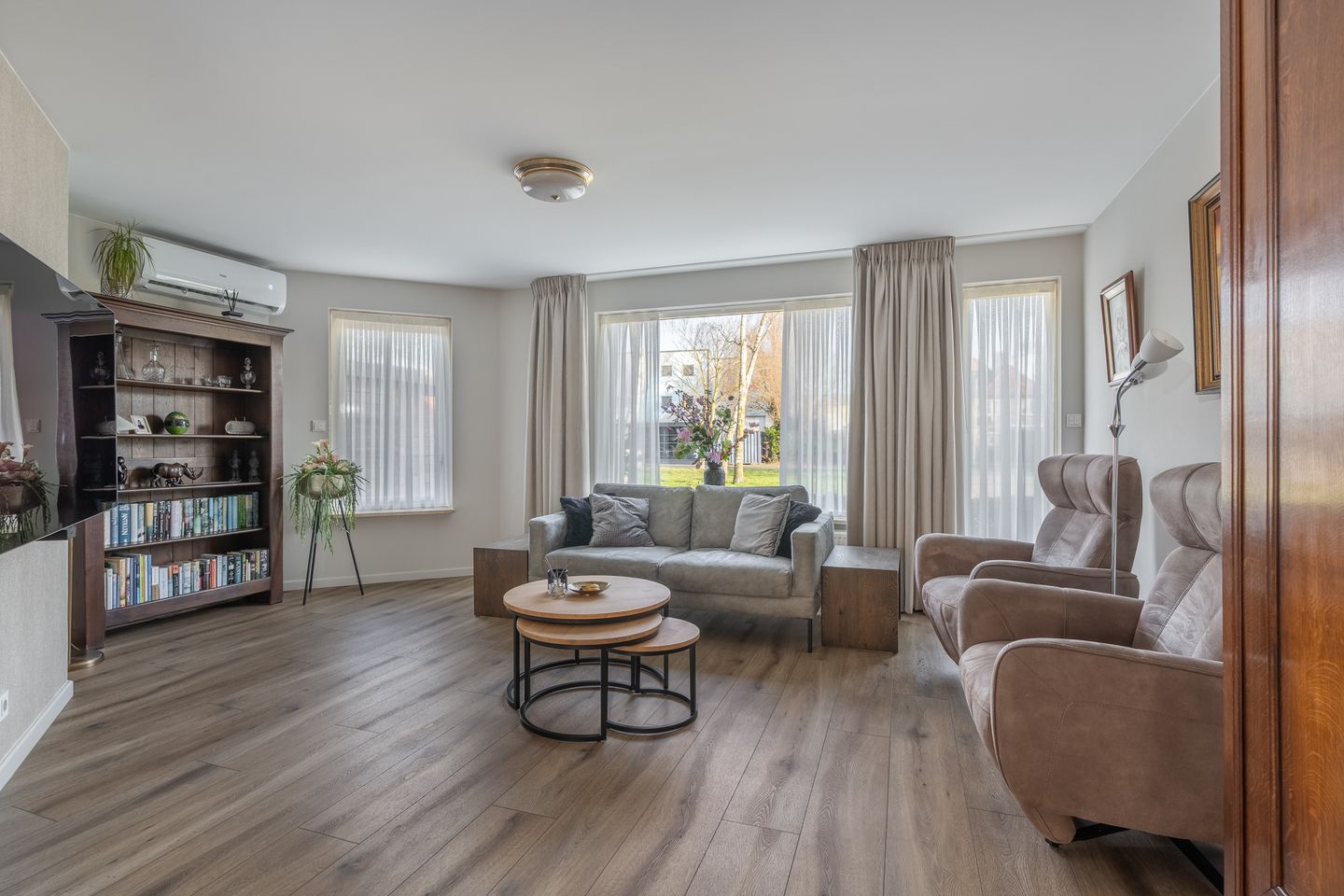 Foto 10 van Boterbloemstraat 2